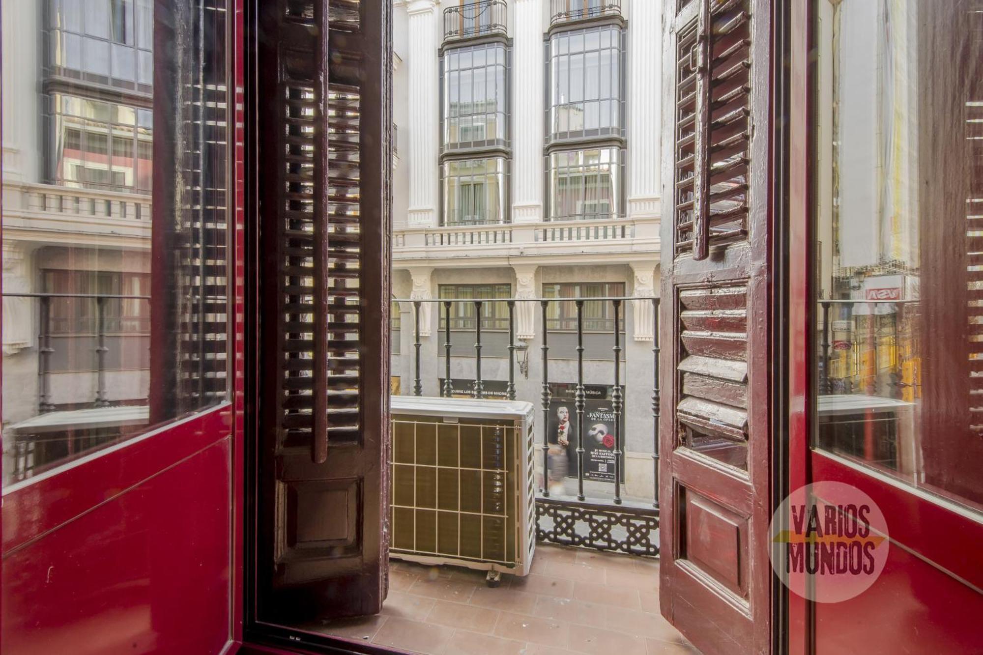 Madrid A Tus Pies Para 4, Carretas 25 Esterno foto